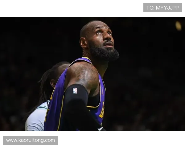 湖人狂16分逆转掘金末节崩盘